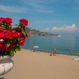 Guest house Mediterraneo, Giardini Naxos
